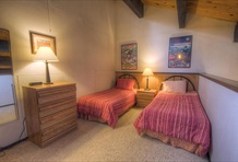 RedAwning Townhouse in Center of Tahoe's North Shore